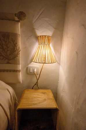 2 bedrooms, free WiFi, bed sheets - Blue Dawn - Holiday home with cozy terrace, garden & wonderful sea view. (Capo Coda Cavallo)