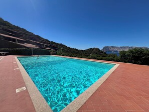 Outdoor pool - Blue Dawn - Holiday home with cozy terrace, garden & wonderful sea view. (Capo Coda Cavallo)