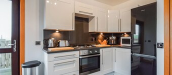 2 bedroom accommodation in Stromness