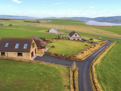 2 bedroom accommodation in Stromness