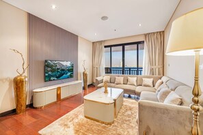 TV - Luxury 2BR at Anantara Burj View (Dubai)