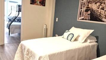 3 slaapkamers, een strijkplank/strijkijzer, gratis wifi