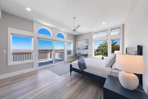 10 makuuhuonetta, työpöytä, silitysrauta/-lauta, ilmainen Wi-Fi