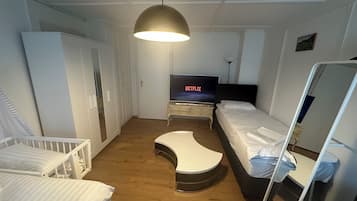1 bedroom, soundproofing, iron/ironing board