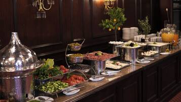 Dagelijks continentaal ontbijt inbegrepen