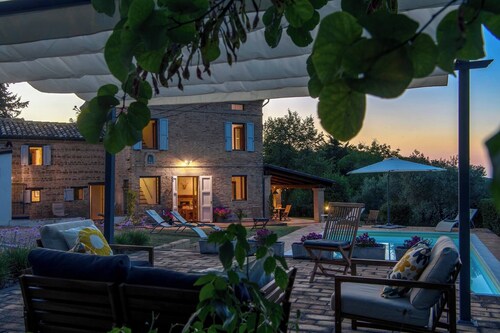 Casa Felicita 8 by Marche Holiday Villas