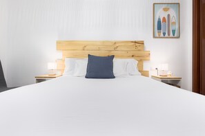 2 slaapkamers, een strijkplank/strijkijzer, gratis wifi, beddengoed