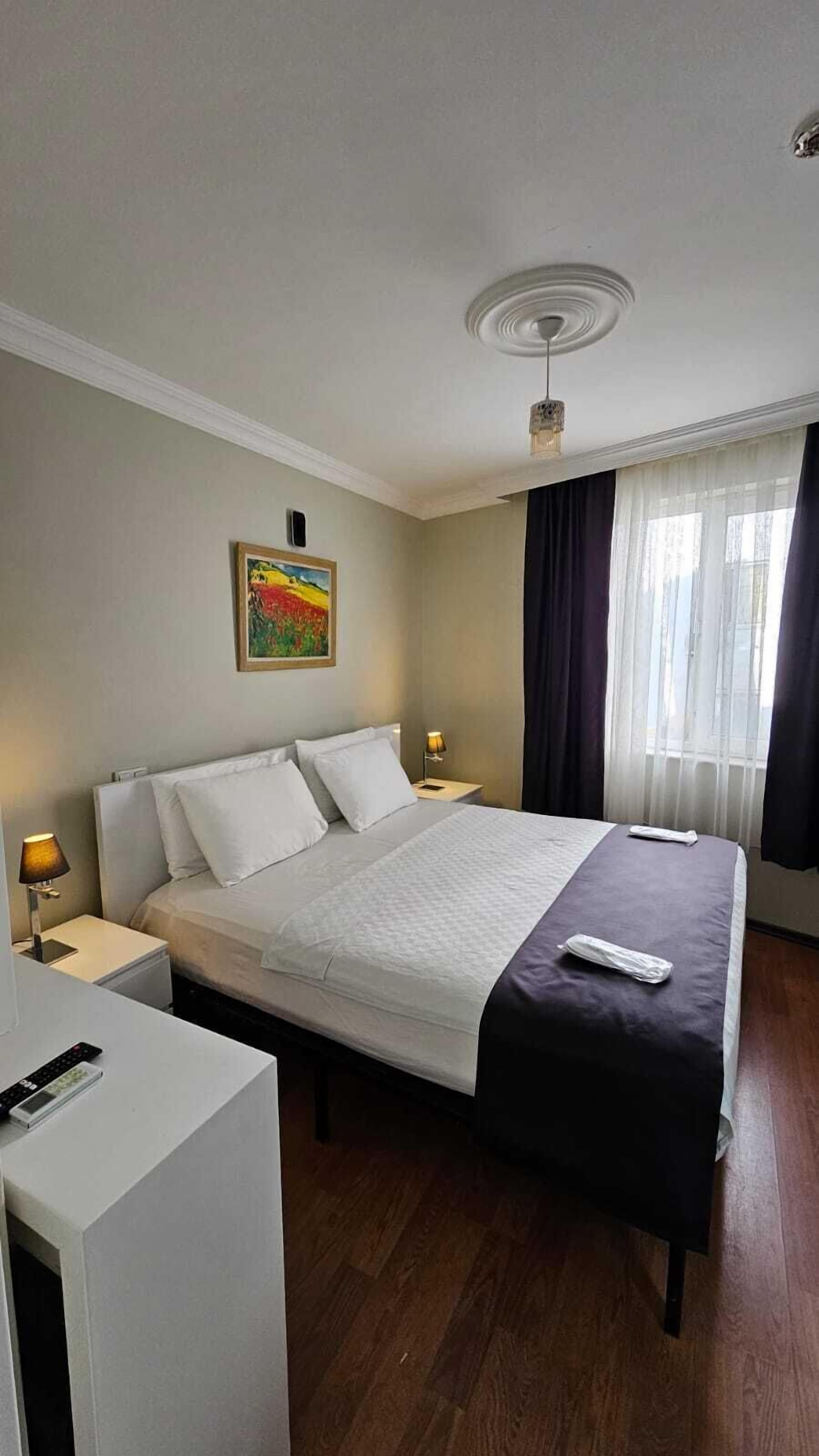 Family Triple Room | Soundproofing, free WiFi, bed sheets