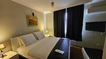 Ropa de cama de alta calidad, sistema de insonorización y wifi gratis