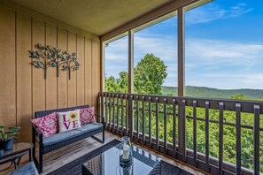 Apartment | 2 bedrooms - Two Bed Room Condo Mountain Views Indoor Pool (Gatlinburg)