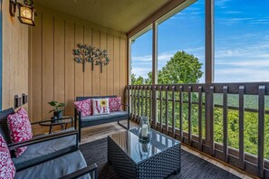 Apartment | 2 bedrooms - Two Bed Room Condo Mountain Views Indoor Pool (Gatlinburg)