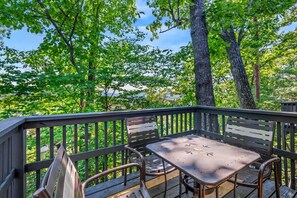 Apartment - Sleeps 6 Indoor Pool 10 Mins to Dollywood (Pigeon Forge)