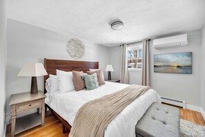 3 chambres, fer et planche à repasser, lit parapluie, Wi-Fi