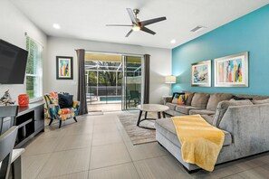 Smart TV, video games