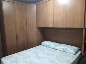 2 soverom, strykejern/-brett, wi-fi og sengetøy