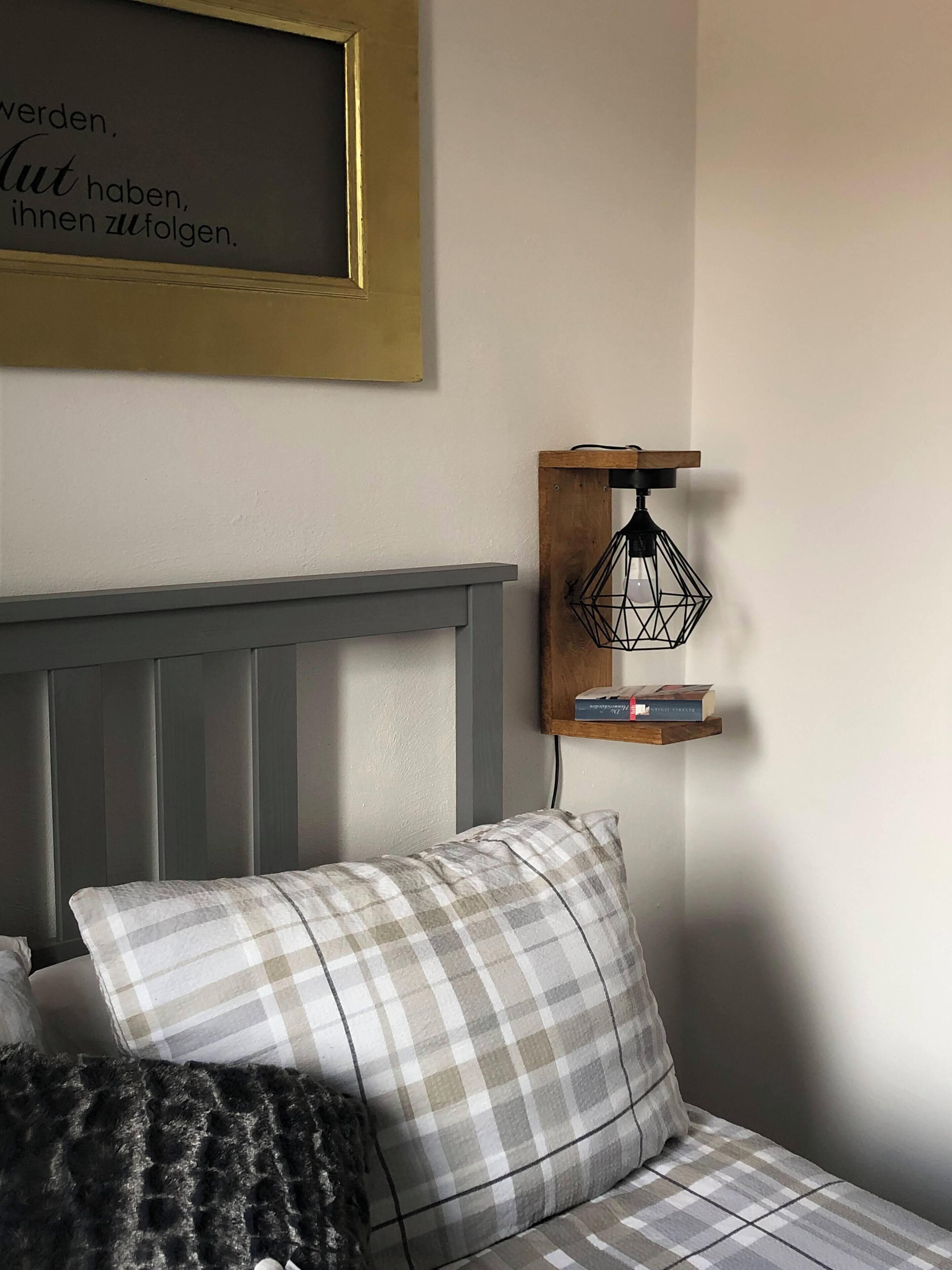 Deluxe-lejlighed - brusekabine med kørestolsadgang - køkken | Opholdsområde | Fladskærms-tv