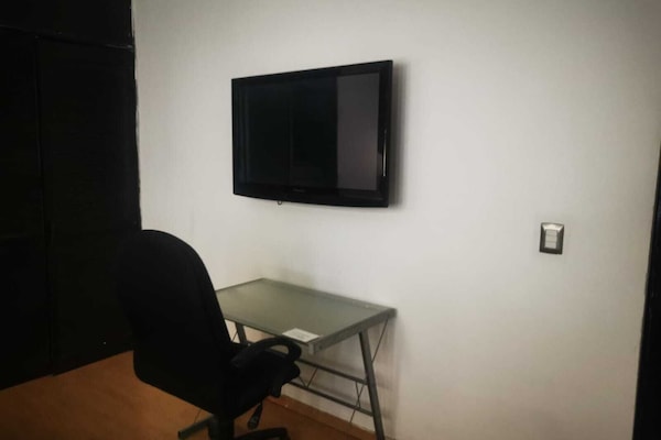 Kamar Double atau Twin | Meja kerja dan Wi-Fi gratis