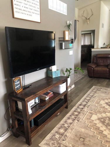 Cozy 4-bedroom house in Pocatello that will fit your stay!