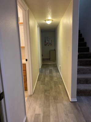 Interior - Cozy 4-bedroom house in Pocatello that will fit your stay! (Pocatello)