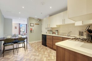 Apartment | Private kitchen | Fridge, microwave, oven, stovetop
