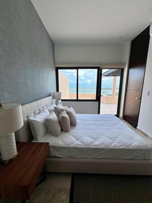 Luxury Apartment, Private Pool, Sea View