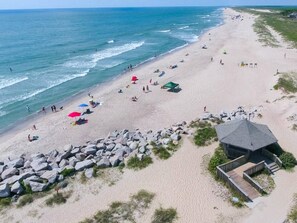 På stranden, liggestole