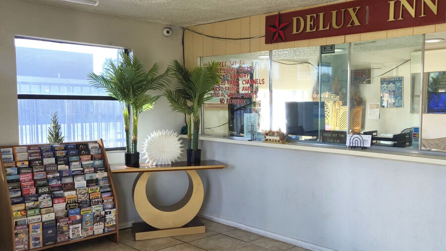 Deluxe Inn Motel By Oyo Grand Prairie Interstate 30