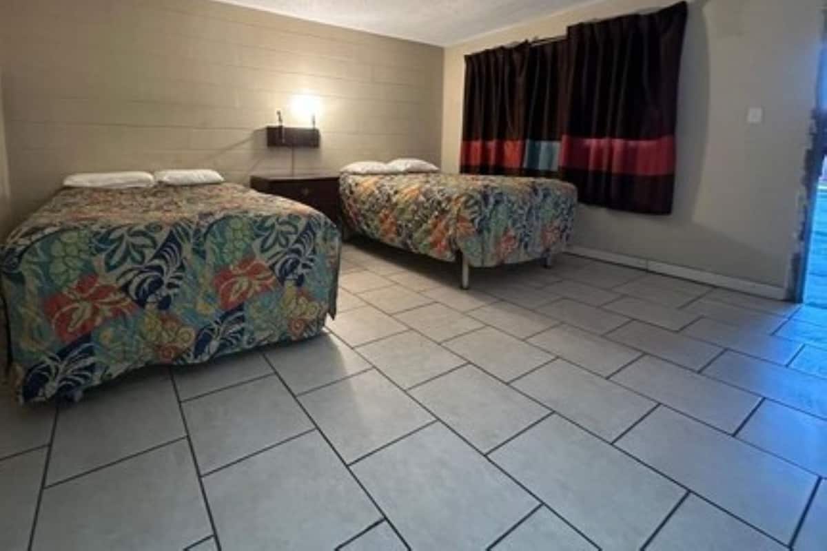 Desk, free WiFi, bed sheets