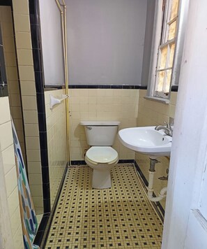 Zimmer, 1 King-Bett | Badezimmer