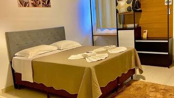 9 quartos, Wi-Fi, roupa de cama