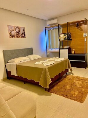 9 habitaciones, wifi y ropa de cama