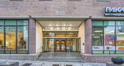 Downtown Hotel District Centrally Located Condo