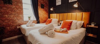 1 Bed, Sleeps 4, Free Parking