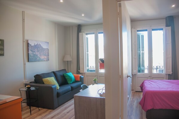 2 slaapkamers, een strijkplank/strijkijzer, wifi, beddengoed