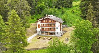 Chalet de l'Ours AUTHENTIC Ătage Tournay 12 pers