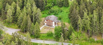 Chalet de l'Ours AUTHENTIC Etage Penthes 14 pers