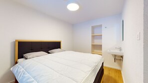 6 bedrooms