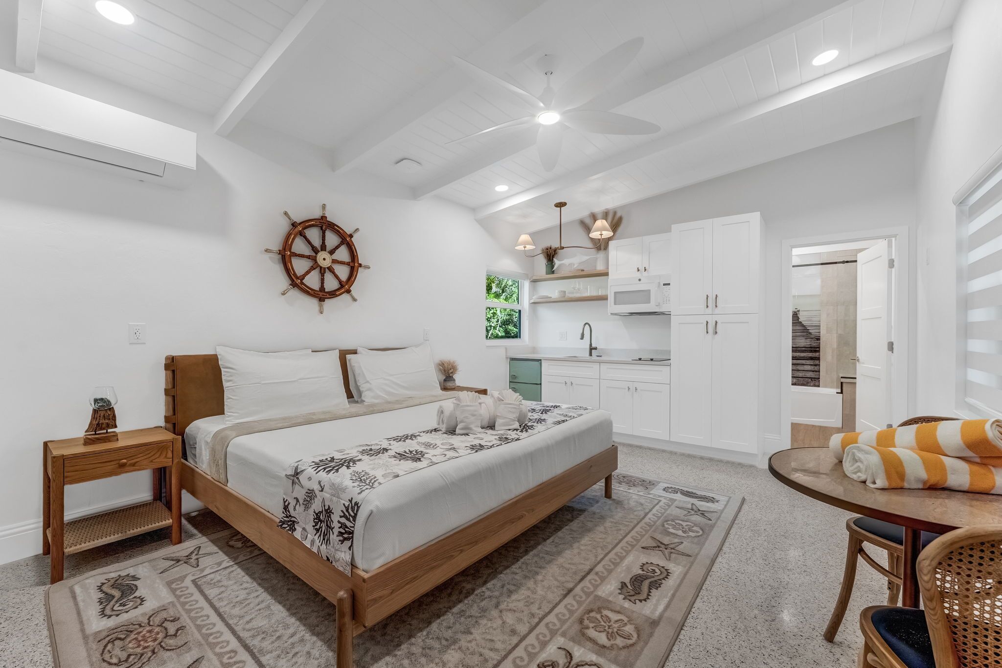 Studio Comfort | Tirai kedap cahaya, setrika/meja setrika, Wi-Fi gratis, dan seprai linen