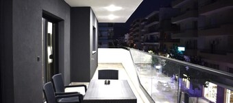 XanthiBNB3: Brand-New Apartment with Direct Access to the City Center