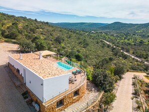 Villa | Exterior - Villa in Alte Near sea Beach (Loulé)