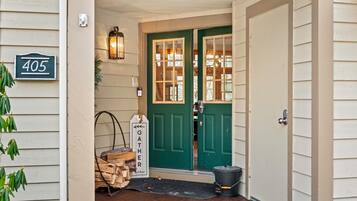 House | 5 bilik tidur