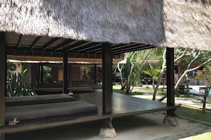 Interior - Nanuk's Bungalows (Bali)