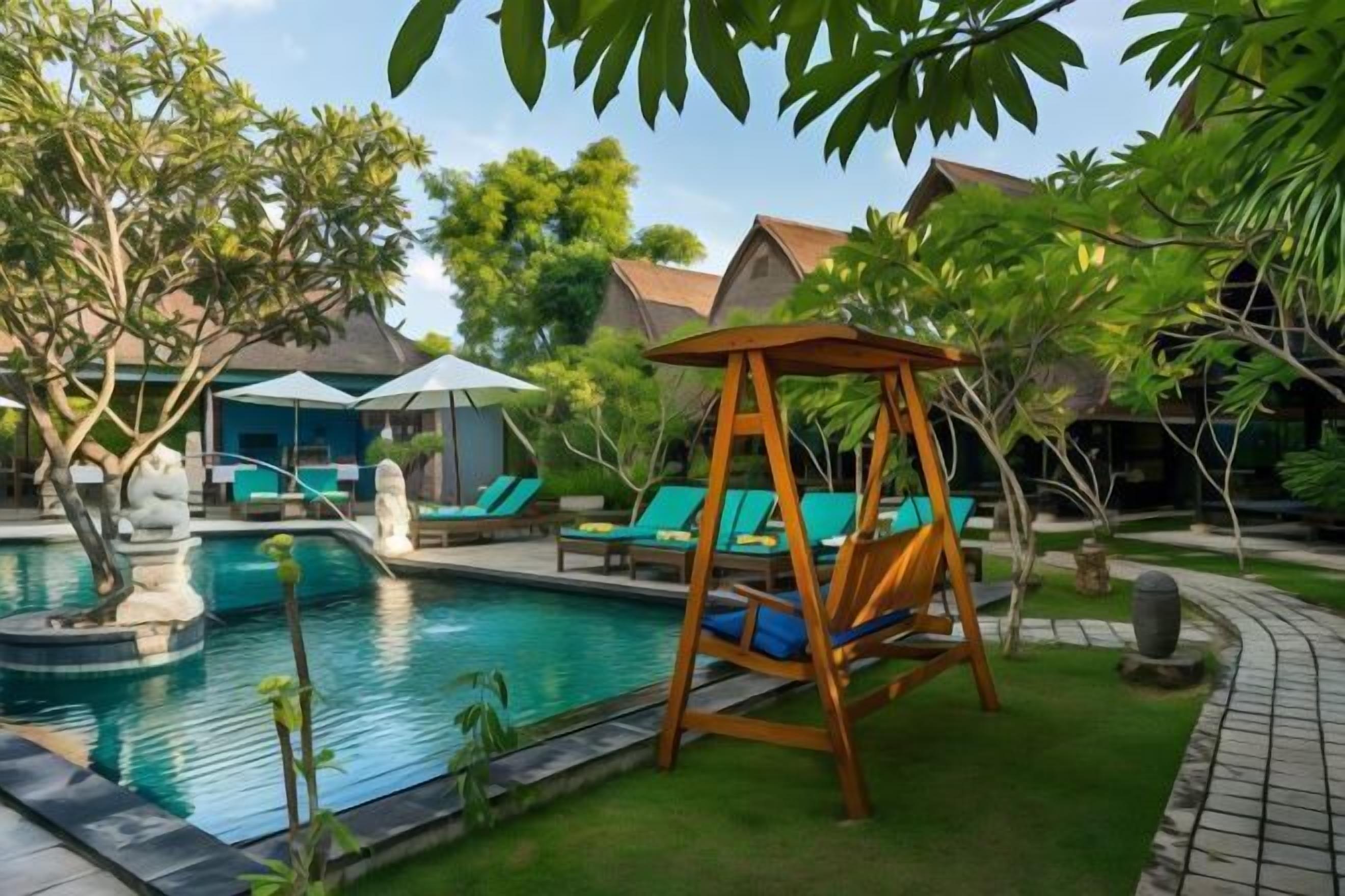 حمام سباحة خارجي