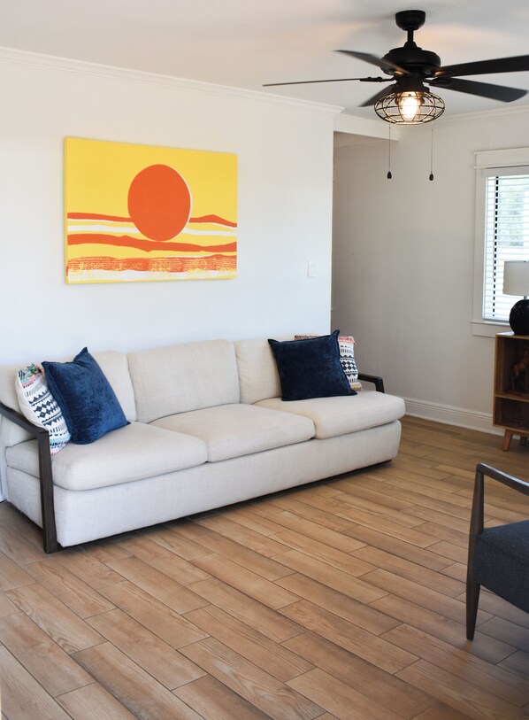 Smart TV, books, music library, stereo