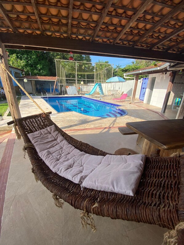 Pool - Mansion with swimming pool, barbecue, hot tub, jacuzzi, gym and arena. (Ariramba Belém)