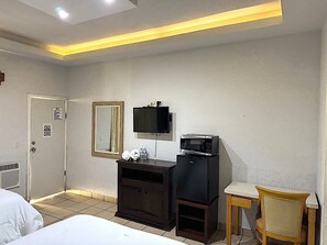 Chambre Double Confort, 2 lits doubles, non-fumeur, four à micro-ondes