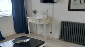 Habitación Confort doble | Zona de estar