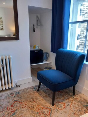 Economy Double Room, 1 Double Bed | Iron/ironing board, free WiFi - Number Four  (Brighton)