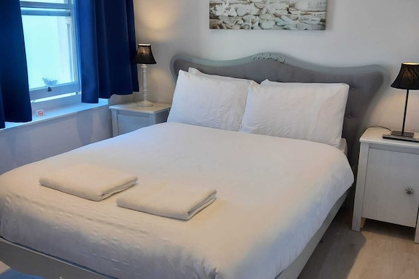 Kamar Double Ekonomi, 1 Tempat Tidur Double | Setrika/meja setrika dan Wi-Fi gratis