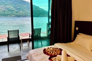 Room - The Barat Perhentian (Besut)